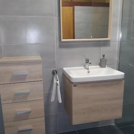 Apartment Mirta *