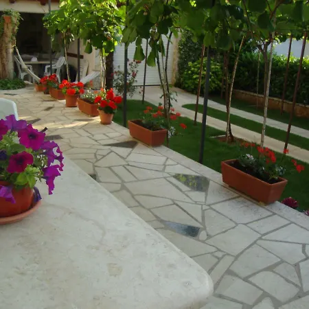 Mirta Apartament *